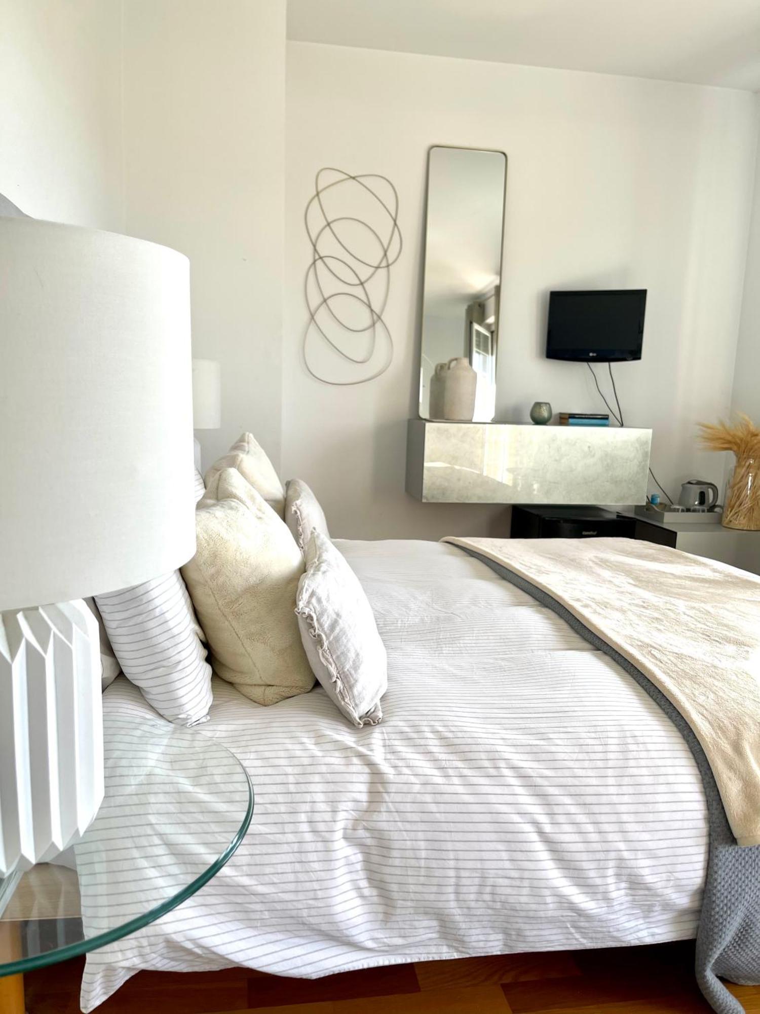 Estilosa Casa Golf Suites Gorraiz ภายนอก รูปภาพ