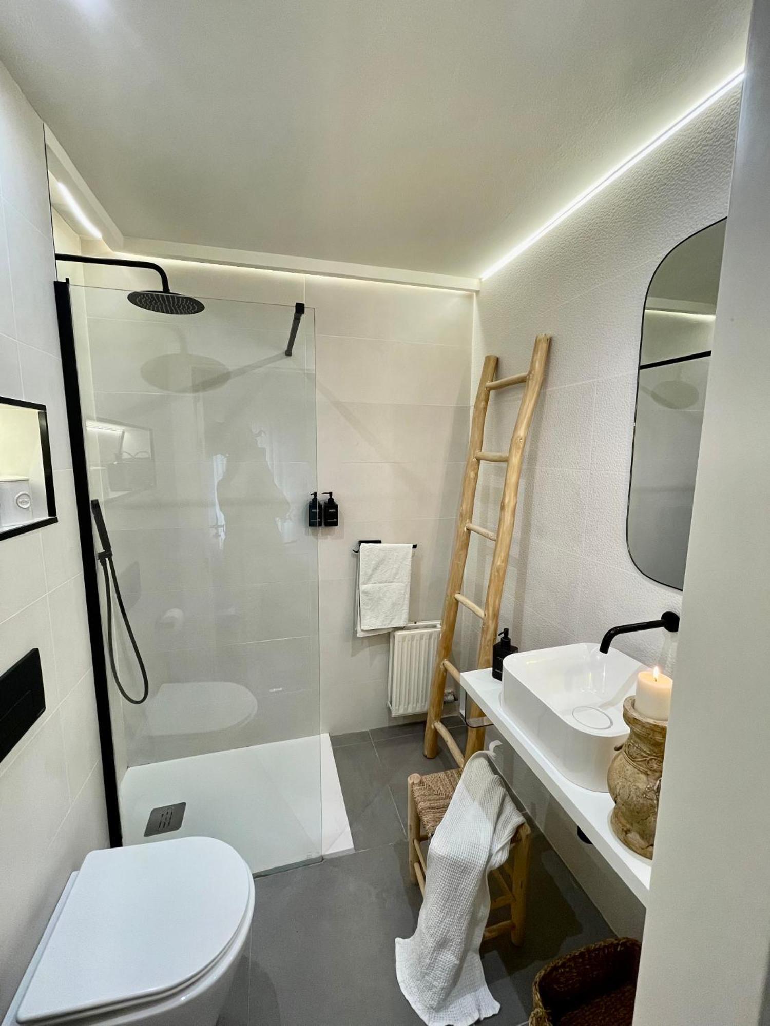 Estilosa Casa Golf Suites Gorraiz ภายนอก รูปภาพ